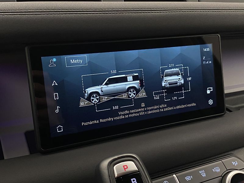 Land Rover Defender 110 D300 X-DYNAMIC SE AWD AUT  - fotka 42 z 46