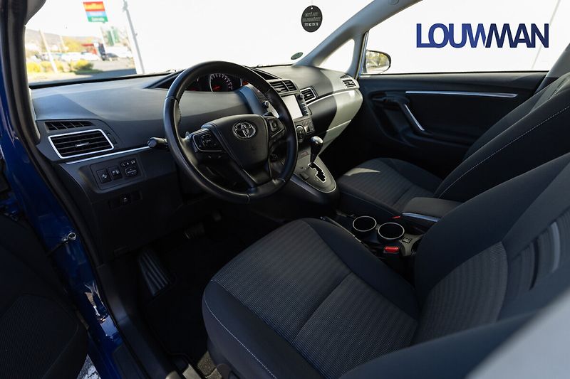 Toyota Verso 1.8 Valvematic Multidrive  Act - fotka 14 z 26