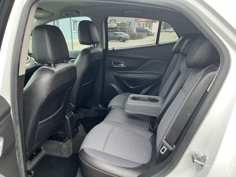 Opel Mokka 1.4T COSMO 4x4 TEMPOMAT KLIMA - fotka 31 z 53
