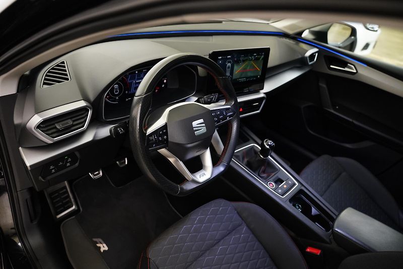 Seat Leon - fotka 14 z 27