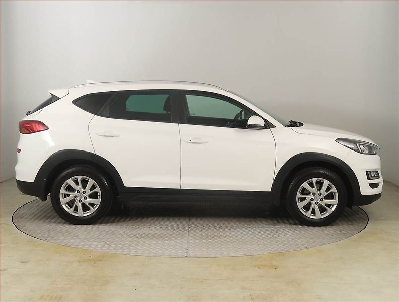 Hyundai Tucson (2019) 1.6 T-GDI, Serv.kniha - fotka 6 z 19
