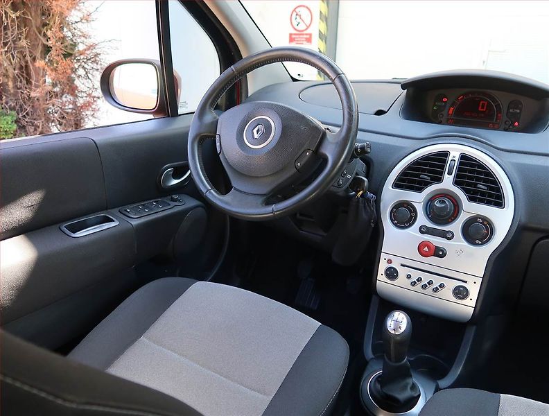 Renault Modus (2008) 1.2 TCe, po STK, pěkný stav - fotka 7 z 17