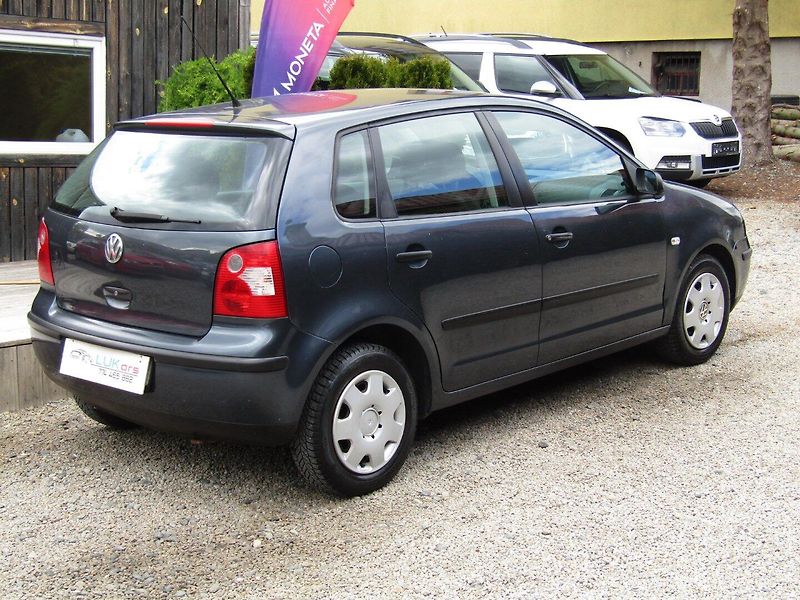 Volkswagen Polo (2005) 1.2i 40kW   CZ PŮVOD - fotka 11 z 31