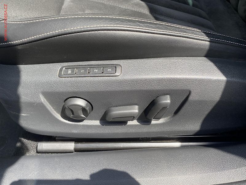 Škoda Superb (2021) 2.0 TDi 4x4, ČR, Style, DSG - fotka 15 z 22