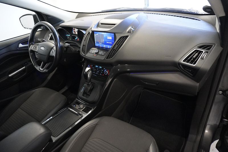 Ford Kuga (2019) 2.0 TDCI TITANIUM AUTOMAT - fotka 27 z 31