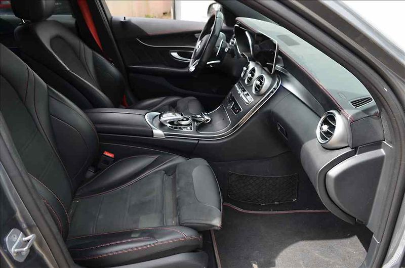 Mercedes-Benz Ostatní (2018) AMG C 43 3,0 - fotka 16 z 18