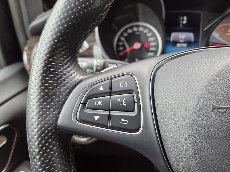 Mercedes-Benz Třídy V (2023) 300d 4M AVG AMG TOPvýbava 1m - fotka 20 z 49
