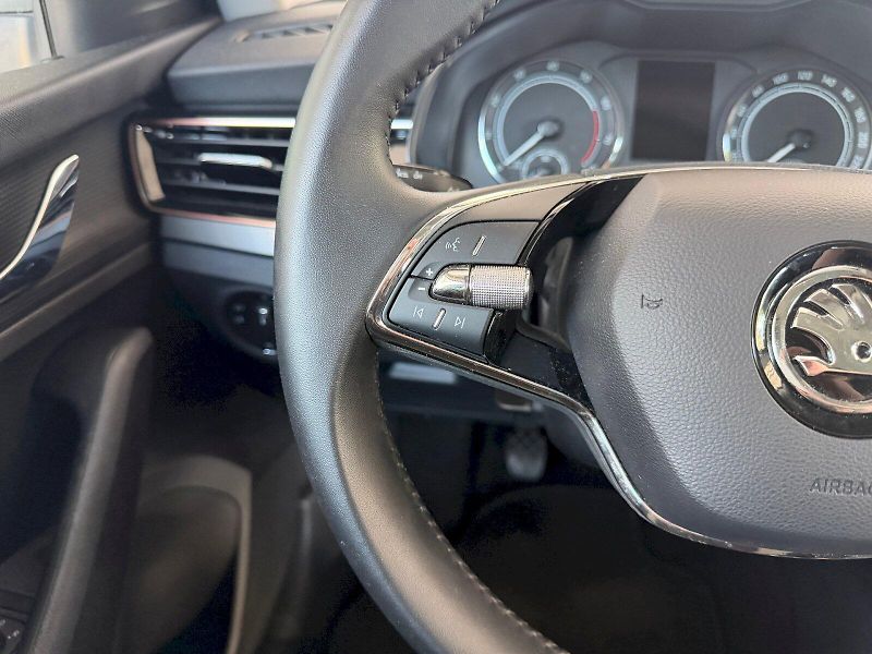 Škoda Scala (2022) Style 1.0 TSI / 81 kW M6 - fotka 10 z 25