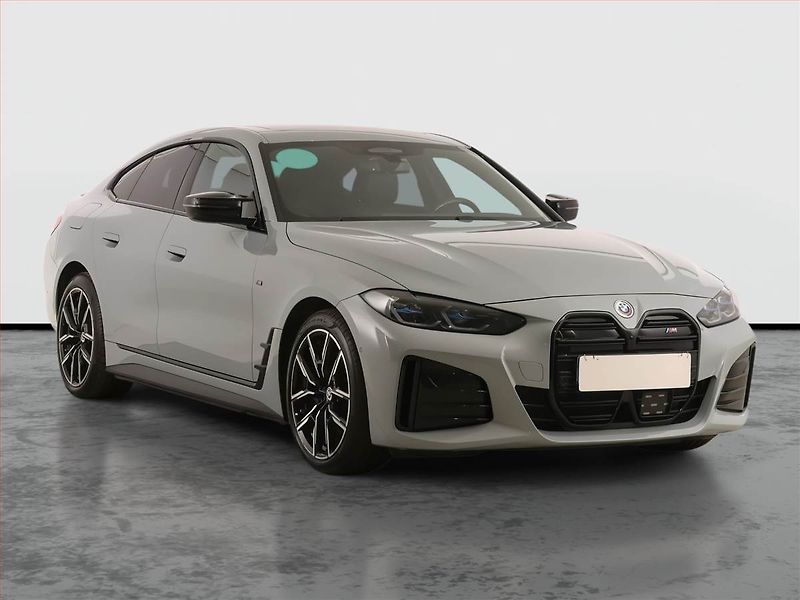 BMW i4 (2022) M50, SoH 88% - fotka 1 z 34