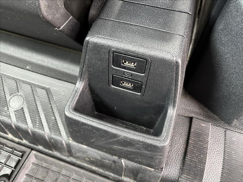 Ford Transit Custom 2,0 EcoBlue 96kW K.Van - fotka 16 z 32