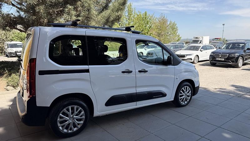 Citroën Berlingo (2020) 1.2IT LIVE,110PS?ČR,ZÁRUKA!! - fotka 4 z 36