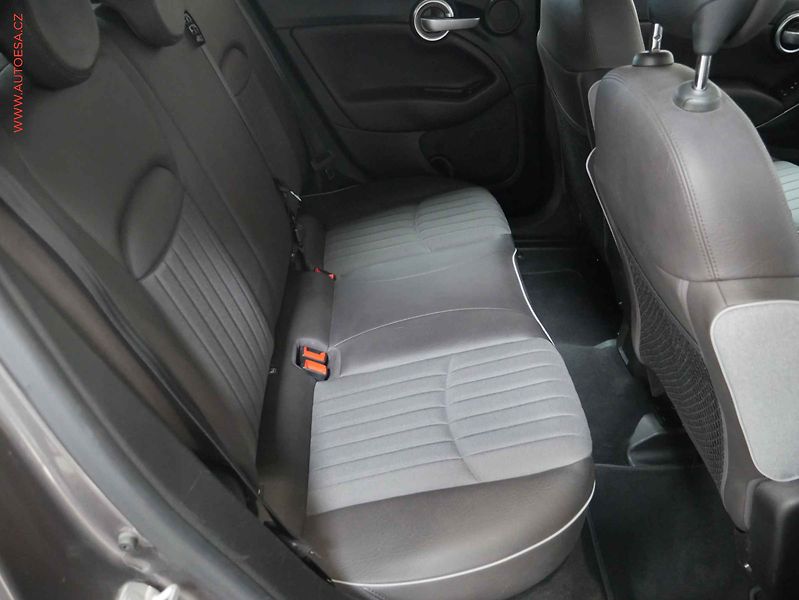 Fiat 500X (2015) 1.4T, ČR, Výhřev sed., park. - fotka 11 z 22