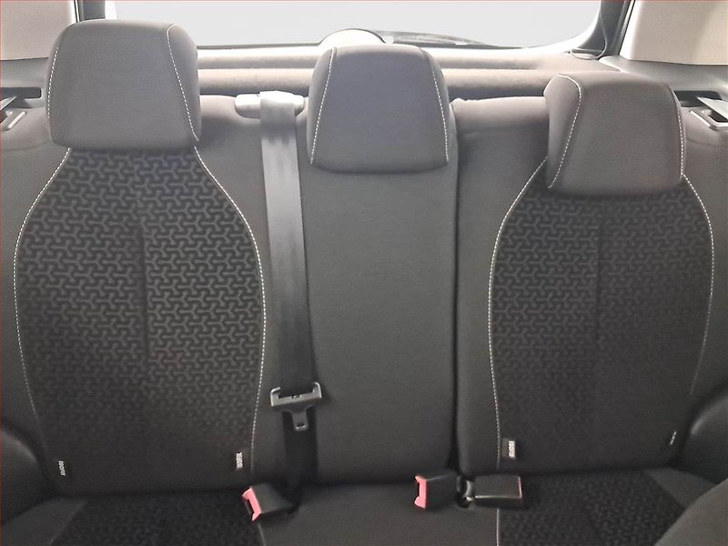 Citroën C3 (2010) 1.4 HDi, po STK, rezervace - fotka 10 z 13
