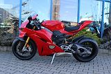 Ducati Panigale V4 S (2025) 2025  jen 3400 km - náhled 10