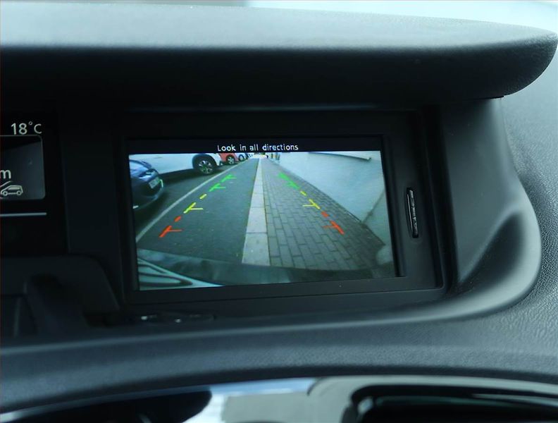 Renault Grand Scénic (2013) 1.6 dCi, nová STK - fotka 17 z 20