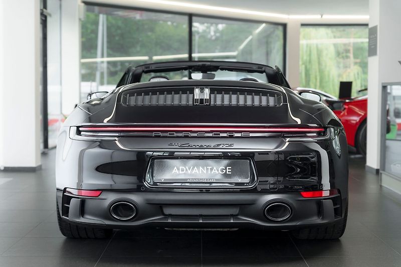 Porsche 911 Carrera GTS Cabriolet/BOSE/PAS - fotka 3 z 23