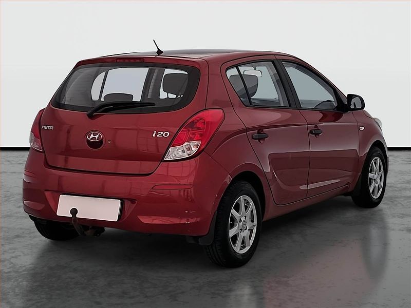 Hyundai i20 (2013) 1.2, nová STK, Tažné - fotka 5 z 15