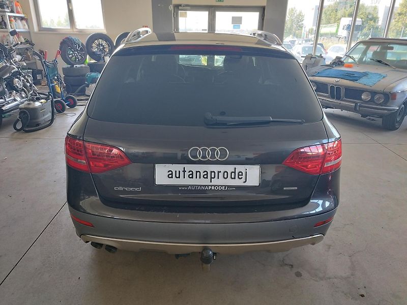 Audi A4 Allroad (2012) 2,0TDI,LED,ALU,TAŽNÝ,MAN,4X4 - fotka 6 z 25