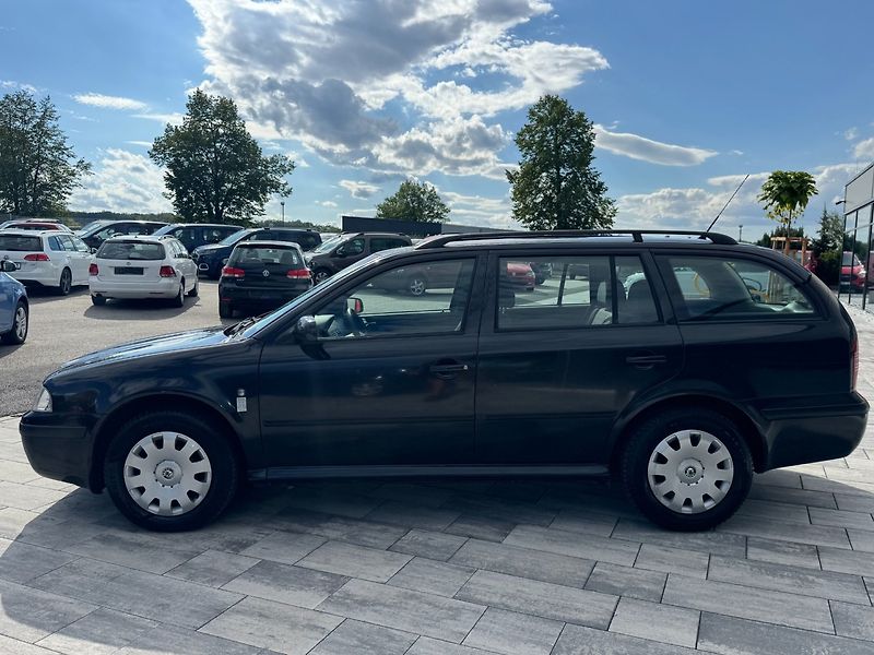 Škoda Octavia (2009) 1.9 TDI 74kW - fotka 4 z 33