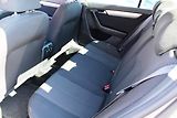 Volkswagen Passat (2011) 1.4TSI KLIMA EL.OKNA TAŽNÉ - náhled 12