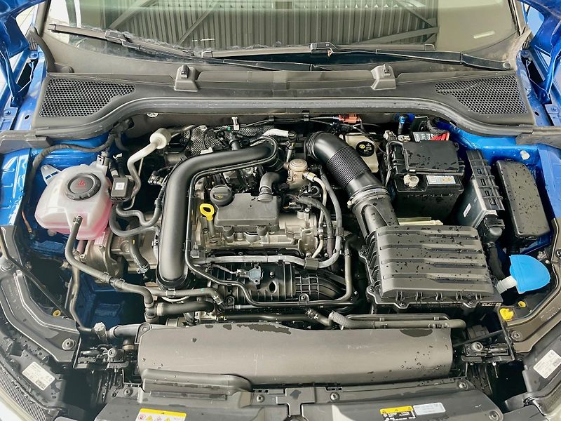 Škoda Kamiq (2022) 1,0TSI 81kW MonteCarlo AT - fotka 25 z 25