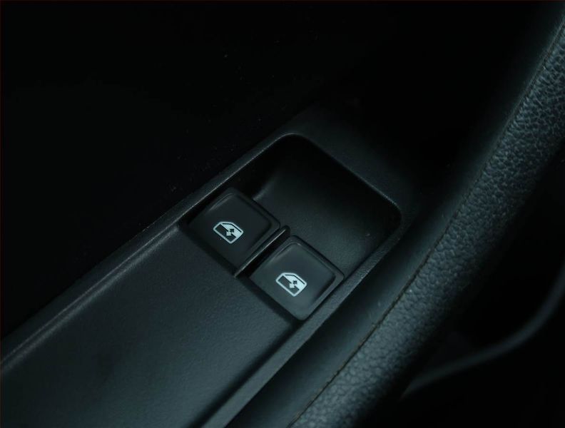 Škoda Fabia (2018) Ambition Plus 1.0 TSI - fotka 16 z 16