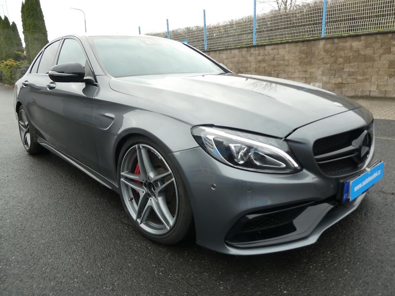 Mercedes-Benz Třídy C C AMG 63S V8 BITURBO  - fotka 1 z 15