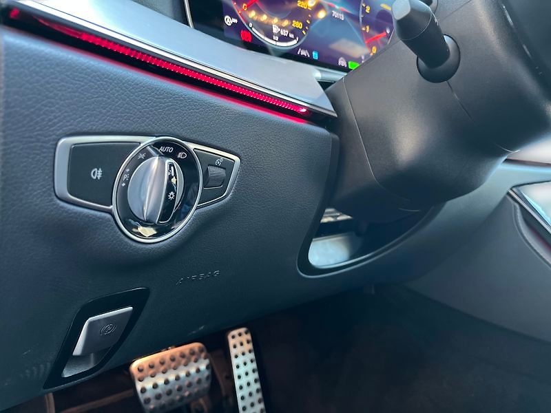 Mercedes-Benz Třídy E Třída E 450 4MATIC kupé AMG Li - fotka 12 z 18