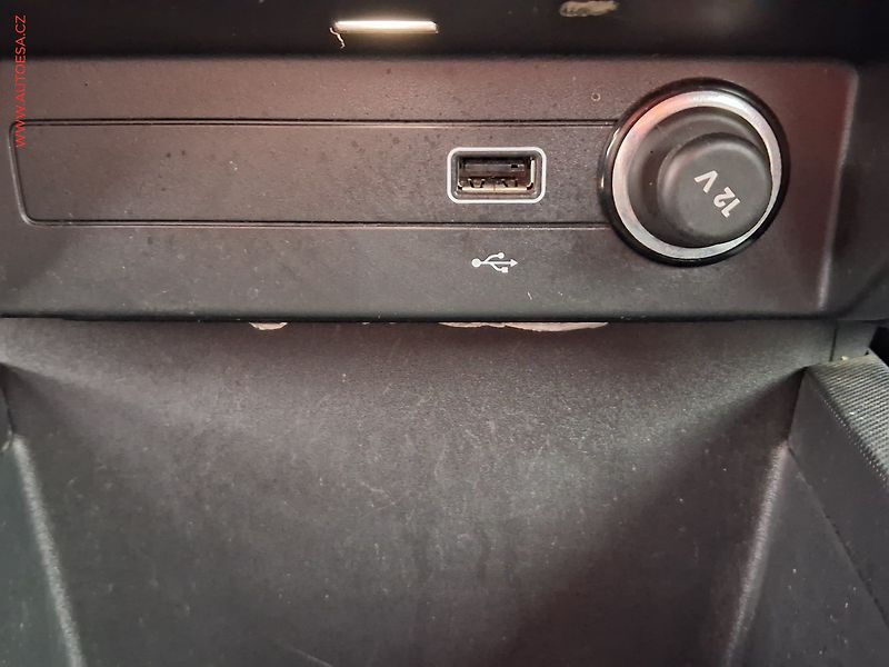 Škoda Fabia (2021) 1.0 TSi, 1.maj,ČR, Style - fotka 16 z 20