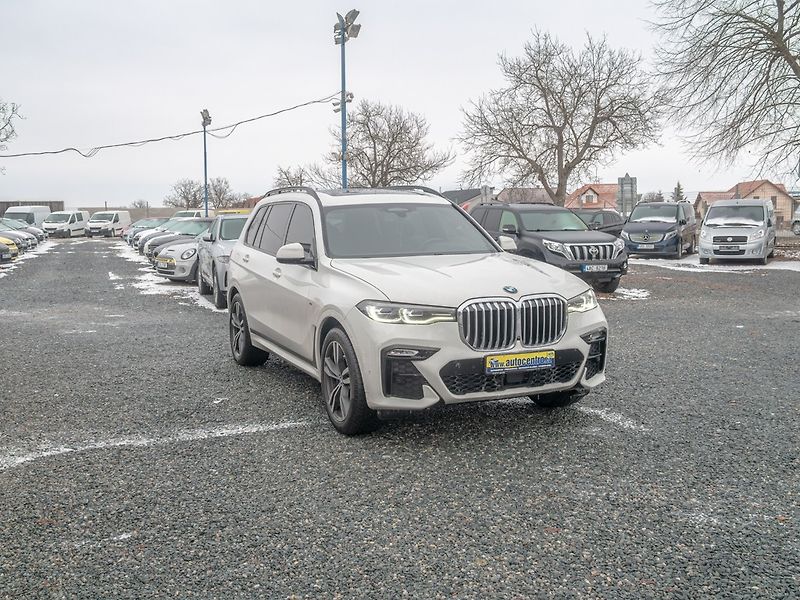BMW X7 (2019) ČR 3.0i 250KW 7sed – INDIVIDUÁ - fotka 3 z 59