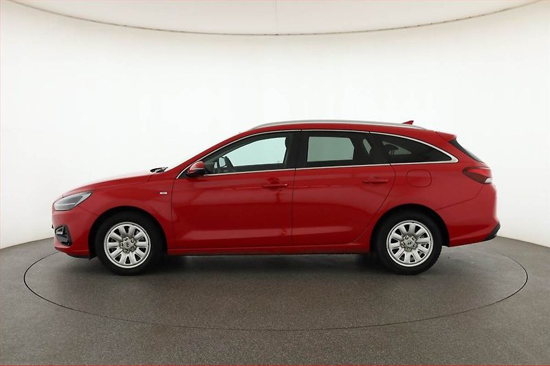 Hyundai i30 (2022) 1.5 T-GDI MHEV, Serv.kniha - fotka 3 z 19