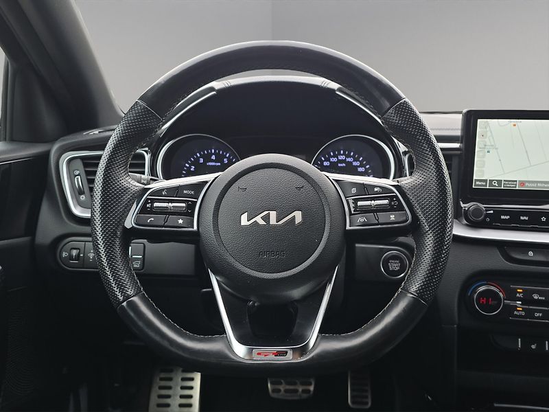 Kia Ceed (2023) GT Line 1.5 T-GDi 118kW A/T, 1 - fotka 10 z 28