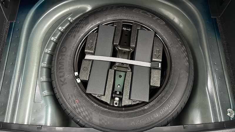 Škoda Octavia 2.0 TDI DSG 4x4 Scout Combi - fotka 20 z 33