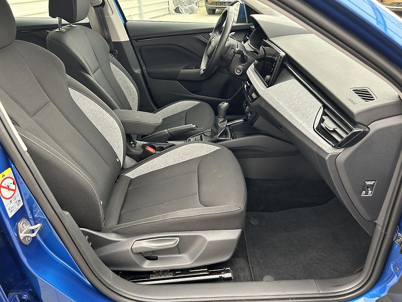 Škoda Scala 1.0 TSI Selection - fotka 23 z 28