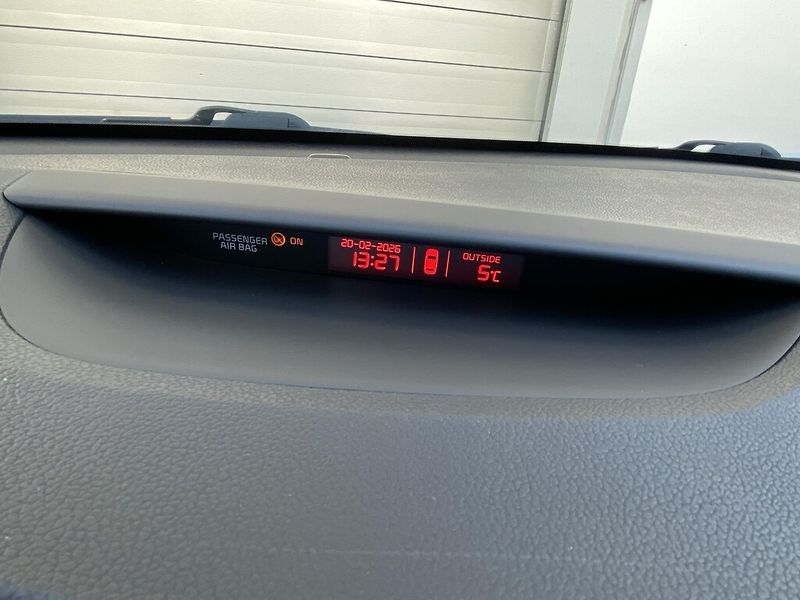Kia Ceed 1,6 CRDi 100 kW - fotka 17 z 25
