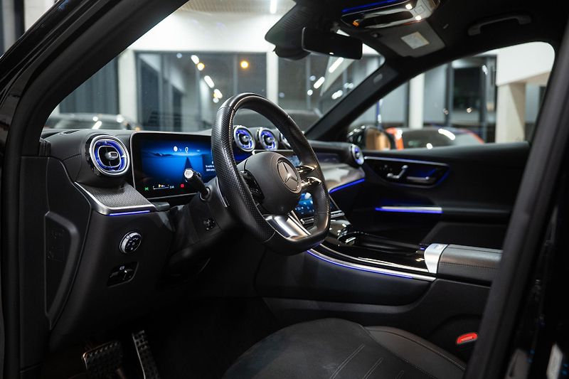 Mercedes-Benz GLC (2024) 220d 145KW 4x4 AMG 1ČR TAŽNÉ  - fotka 13 z 40