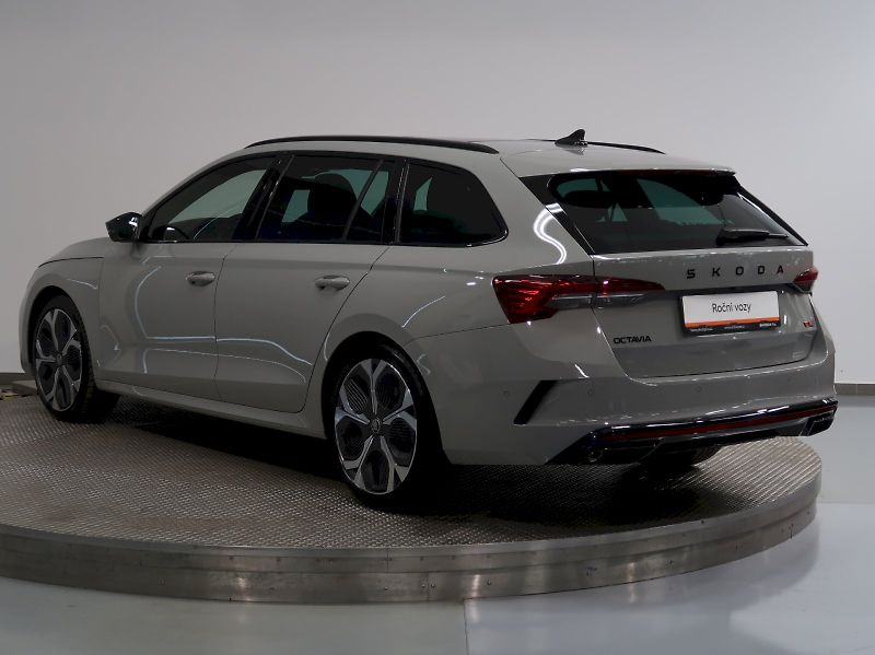 Škoda Octavia (2026) RS 2.0TSI 195KW DSG TAŽNÉ WEBA - fotka 7 z 48