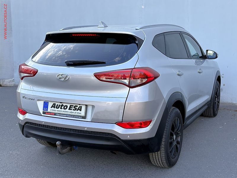 Hyundai Tucson (2015) 1.6GDi - fotka 4 z 16