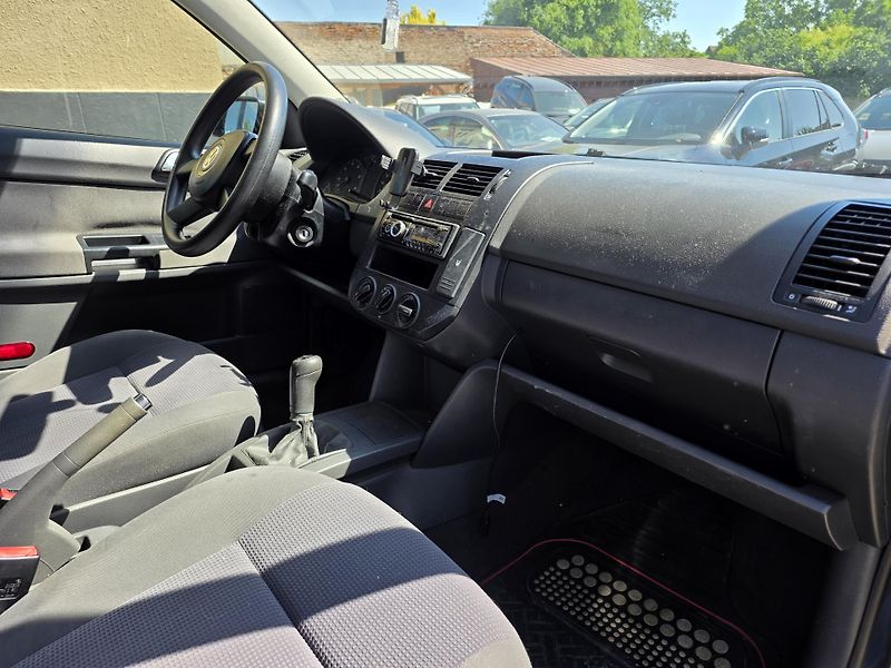 Volkswagen Polo 1.2 info viz. poznámka - fotka 15 z 16