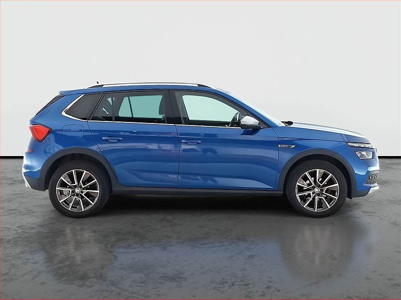 Škoda Kamiq (2022) 1.0 TSI - fotka 6 z 20