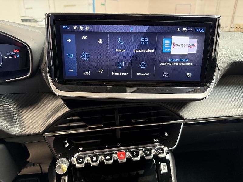 Peugeot 2008 ALLURE 1.2 PureTech 130 S&S EA - fotka 7 z 13