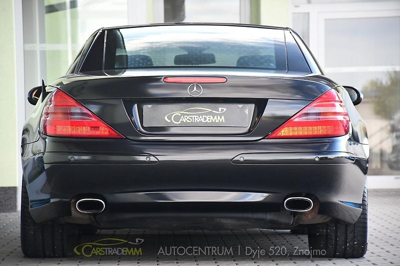 Mercedes-Benz SL 500 - fotka 4 z 38