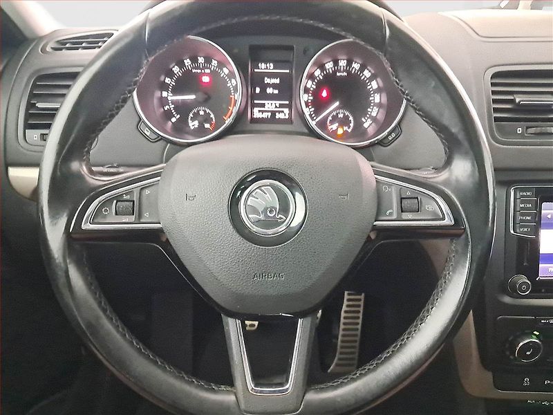 Škoda Yeti (2015) 2.0 TDI, 4X4, Serv.kniha - fotka 17 z 19