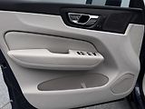 Volvo XC60 B4 AWD BRIGHT PLUS CZ 1.maj - náhled 19