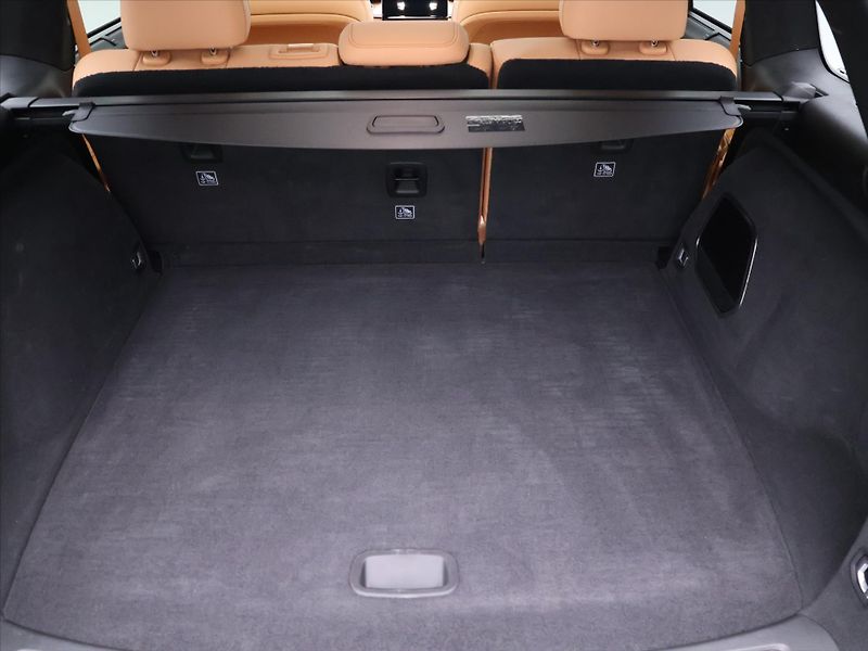 Jeep Grand Cherokee 2,0 4xe Summit Plug-In CZ DPH - fotka 55 z 90