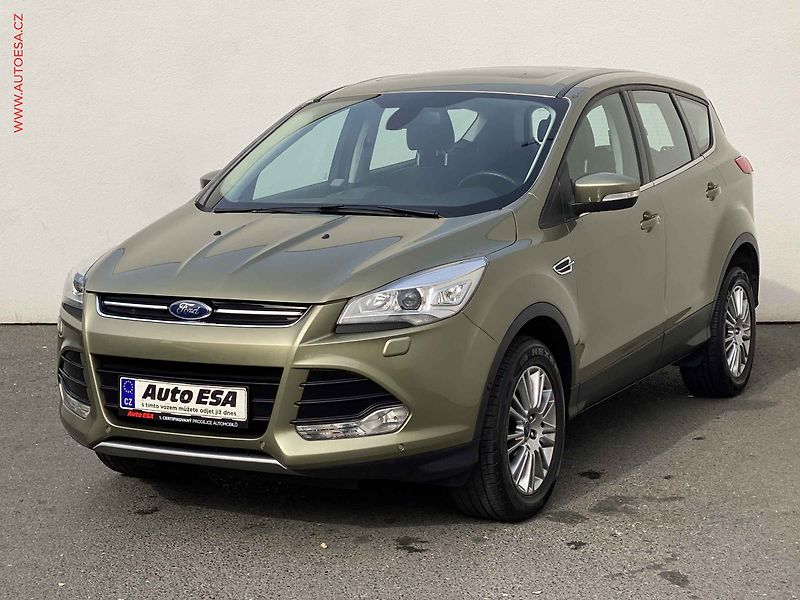 Ford Kuga (2013) 2.0 TDCi 4x4, Titanium, AT - fotka 3 z 19