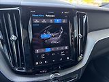 Volvo XC60 2,0   B4 AWD Dark PLUS - náhled 12