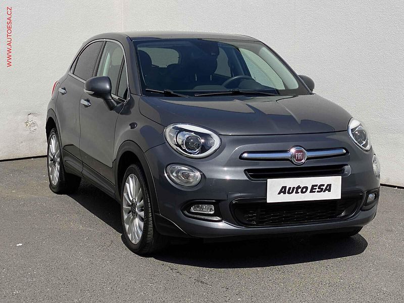 Fiat 500X (2016) 1.4i, Navi, panor - fotografie inzerátu