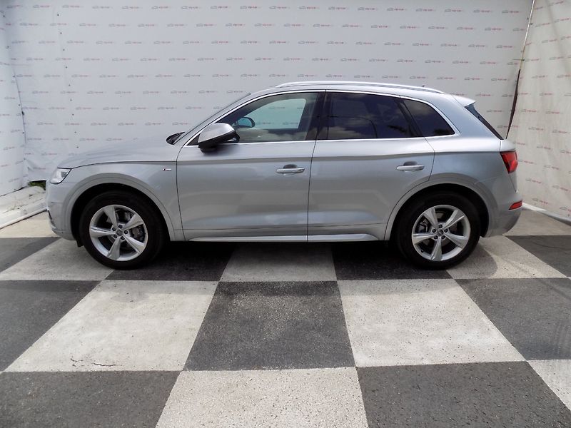 Audi Q5 (2020) 40TDI/S-Line/PANO/4x4/LED/ - fotka 2 z 45