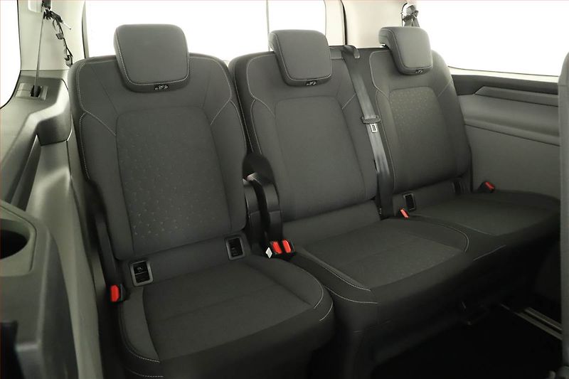 Ford Tourneo Custom (2024) Titanium 2.0 EcoBlue AWD, ČR - fotka 8 z 19